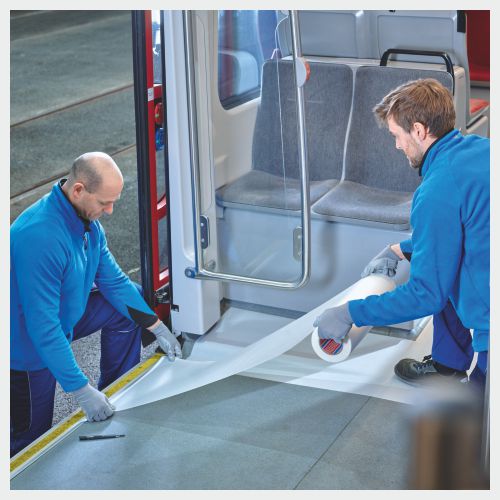 Grafik Verklebung Anti-Rutsch Bodenschutzfolie tesa 4416 im Schienenfahrzeug